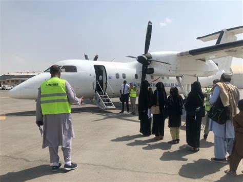 Erster Humanit Rer Flug Nach Kabul Seit Macht Bernahme Der Taliban