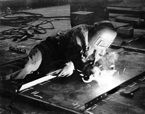 Theglasgowstory Yarrows Welder 1955