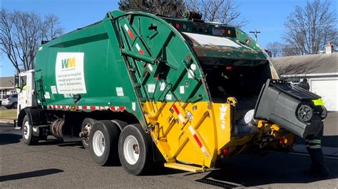 Waste Management Mack Mr Mcneilus Rear Loader Garbage Truck On Manual