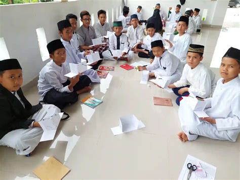 130 Nama Angkatan Pondok Pesantren Dan Artinya Terbaru Nesaelearning