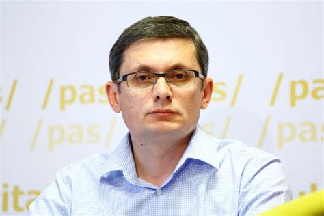 Igor Grosu nu vede o problemă că a angajat o pe verișoara Maiei Sandu