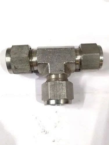 Socketweld Inch Stainless Steel Union Tee For Pipe Fitting At Rs