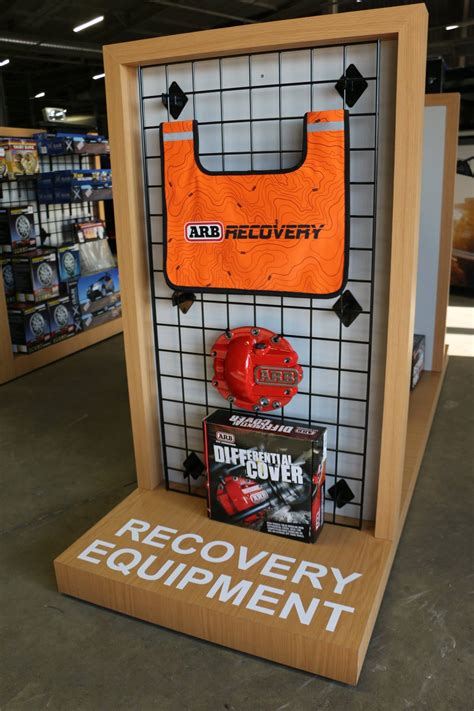 4x4 Mega World - NEW RETAIL SHOP OPENING - A VIEW INSIDE...