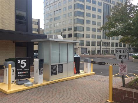 Lot 375 - Virginia Square Plaza - Parking in Arlington | ParkMe