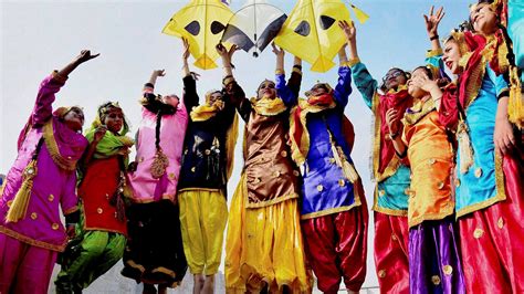 Lohri Festival 2024 - Dates, History, Facts, Major Attractions | Adotrip