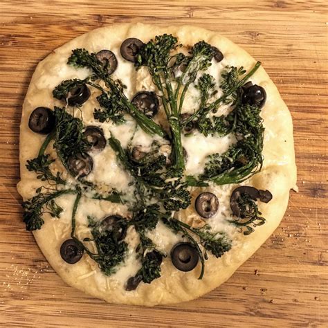 Broccoli Rabe Pizza - Briscoe Bites