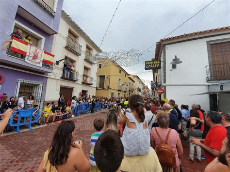 Mucha Participaci N En La Carrera De Cintas Y En La Paella Gigante