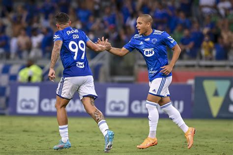 Atuações do Cruzeiro contra o Athletic Quem se destacou quem foi mal