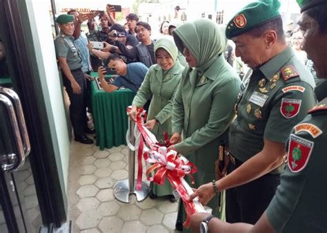 Kunker Kendari Pangdam Xiv Hasanuddin Resmikan Barak Koridor Di Korem