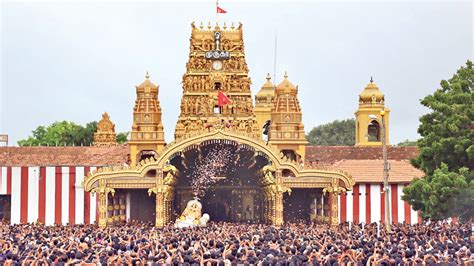 Nallur Kandaswamy Temple chariot festival | Daily News