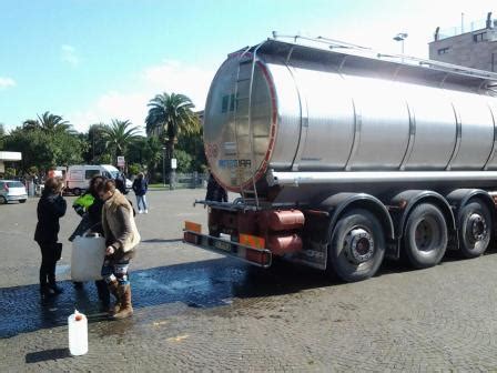 EMERGENZA ACQUA MESSINA OLTRE 1150 LITRI DI ACQUA AL SECONDO NELLA