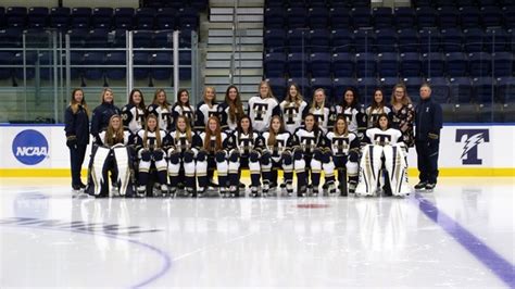 2017-18 Trine Women's Ice Hockey Roster - Trine University