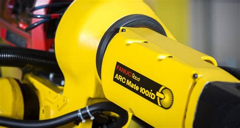 Robot Per Saldatura Ad Arco Un Nuovo Modello Fanuc Arc Mate