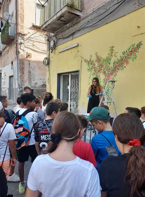 Torre Annunziata Si Colora Di Bellezza Con I Murales Gentili