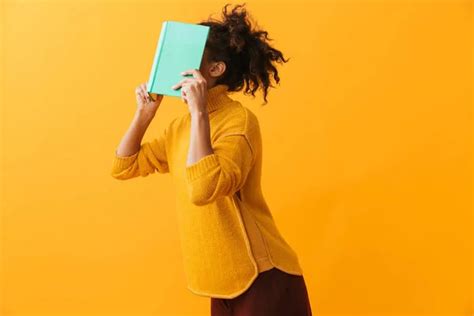 Woman Holding Book Stock Photos Royalty Free Woman Holding Book Images