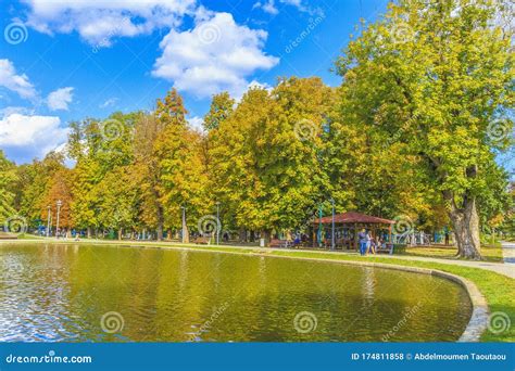 Cluj-Napoca central park editorial stock photo. Image of people - 174811858