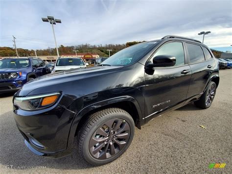 Diamond Black Crystal Pearl Jeep Cherokee Limited X