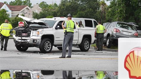 1 Dead In Us 278 Crash Near Bridges To Hilton Head Sc Hilton Head