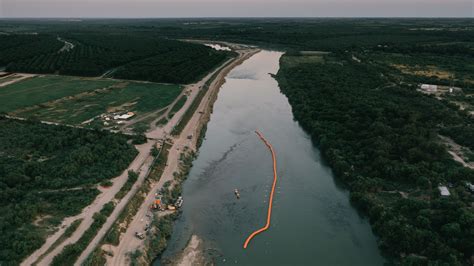 Texas granted floating border barrier stay by appeals court