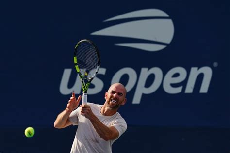 Adrian Mannarino s incline au troisième tour de l US Open