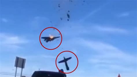 Two Military Aircraft Collide In Dallas Watch Video Yardhype