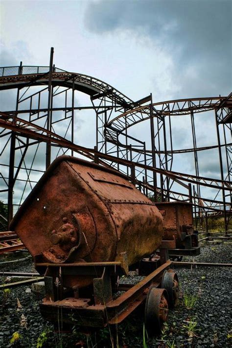 Loudoun Castle Theme Park Scotland Abandoned Theme Parks Abandoned