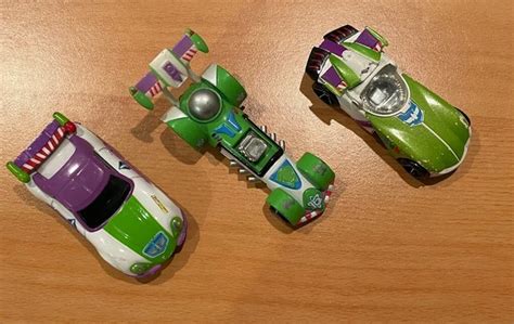 TOY STORY BUZZ Lightyear Cars Disney Hot Wheels Tomy Tomica Wild Racers Dragster