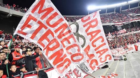 Video El Impresionante Recibimiento De Los Hinchas De River Para Marcelo Gallardo