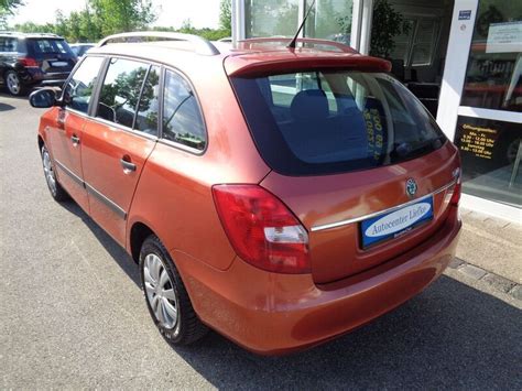 Gebraucht 2009 Skoda Fabia 1 2 Benzin 69 PS 1 890 86179 Bayern