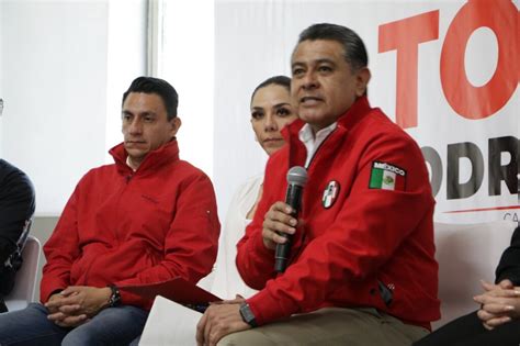 TONY RODRÍGUEZ EN EL INICIO DE SU CAMPAÑA PONE COMO EJE CENTRAL LA