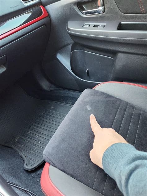 Ok How Do You Get Weird Crap Of These Seats Without Ruining Them Rwrx