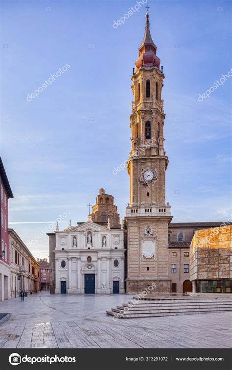 Zaragoza, Spain, Cathedral of the Saviour — Stock Photo ...