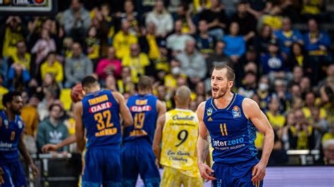 Sieg in der Crunchtime ALBA schlägt EWE Baskets Oldenburg ALBA