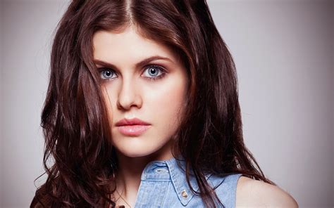 Brunette Blue Eyes Actress Celebrity Women Alexandra Daddario HD