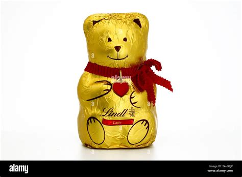 Lindt teddy -Fotos und -Bildmaterial in hoher Auflösung – Alamy