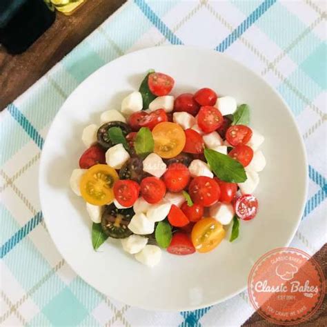 Caprese Salad With Cherry Tomatoes Classic Bakes