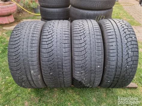Zimske gume Nokian 225 45 R19 - KupujemProdajem