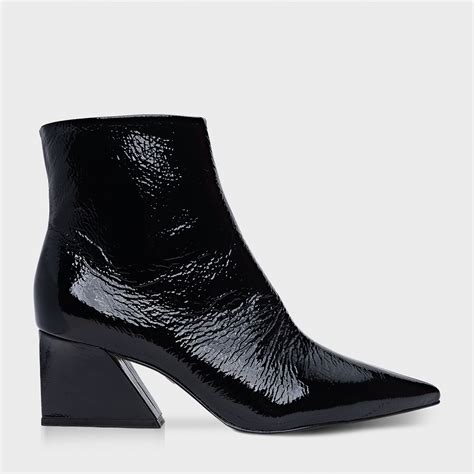 Bota Salto Flare Couro Verniz Preto