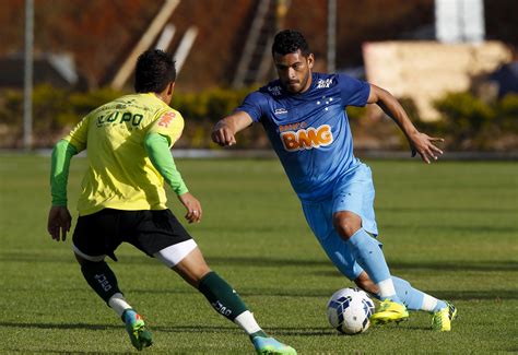 Samudio Fala Em Tom De Despedida E Agradece A Companheiros De Cruzeiro