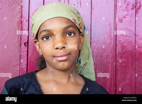 Cameroun Jeune Fille Banque De Photographies Et Dimages à Haute