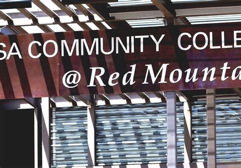 Maricopa County Community College District - Red Mountain Community College