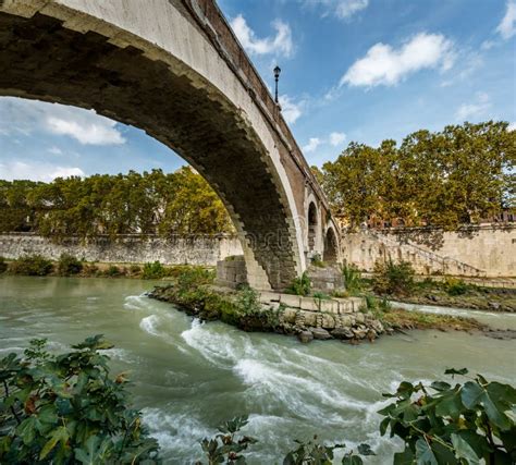 Ancient Roman Fabricio Bridge Ponte Fabricio Tiber Island Isola