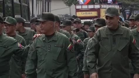 Nicol S Maduro Lidera La Marcha Por El Aniversario Del Golpe De Estado