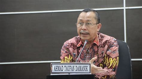 Dihadapan Ketua Komnas HAM Lukas Enembe Telepon Direktur Penyidik KPK