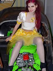 Real Amateur Public Candid Upskirt Picture Sex Gallery Upskirt Closeups With Panty And Ass