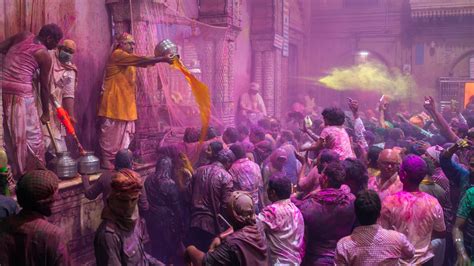 A Comprehensive Guide To Celebrate The Most Elaborate Holi In Vrindava