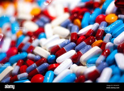 Pharmaceuticals medications hi-res stock photography and images - Alamy