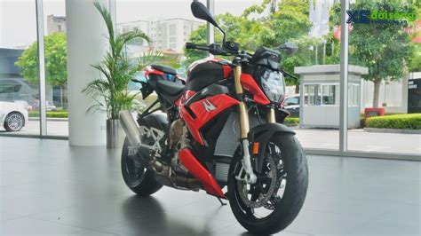 Bị chê xấu BMW sắp facelift cho siêu naked bike S 1000 R