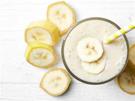 Licuado de plátano de 134 Kcal Receta fácil en la app Avena