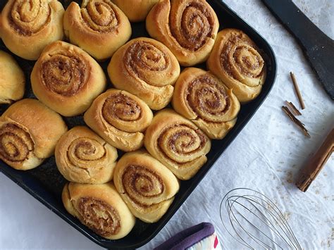 Suns Out Buns Out Easy Cinnamon Buns Recipe Aj Cooks